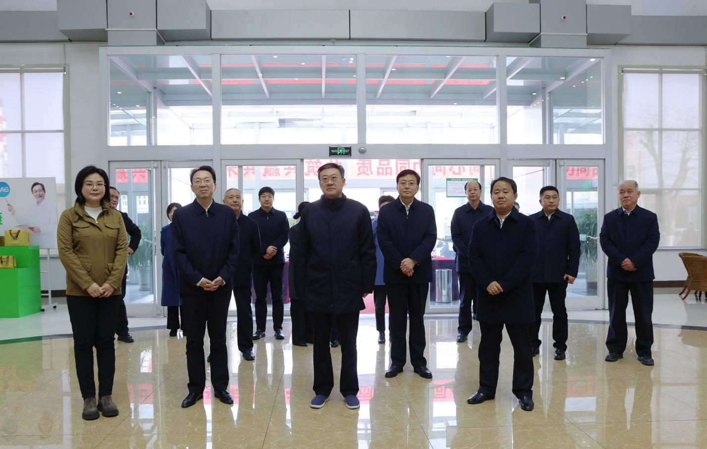 山東省委統(tǒng)戰(zhàn)部副部長、省工商聯(lián)黨組書記、常務副主席張鯤來山東三星集團調(diào)研