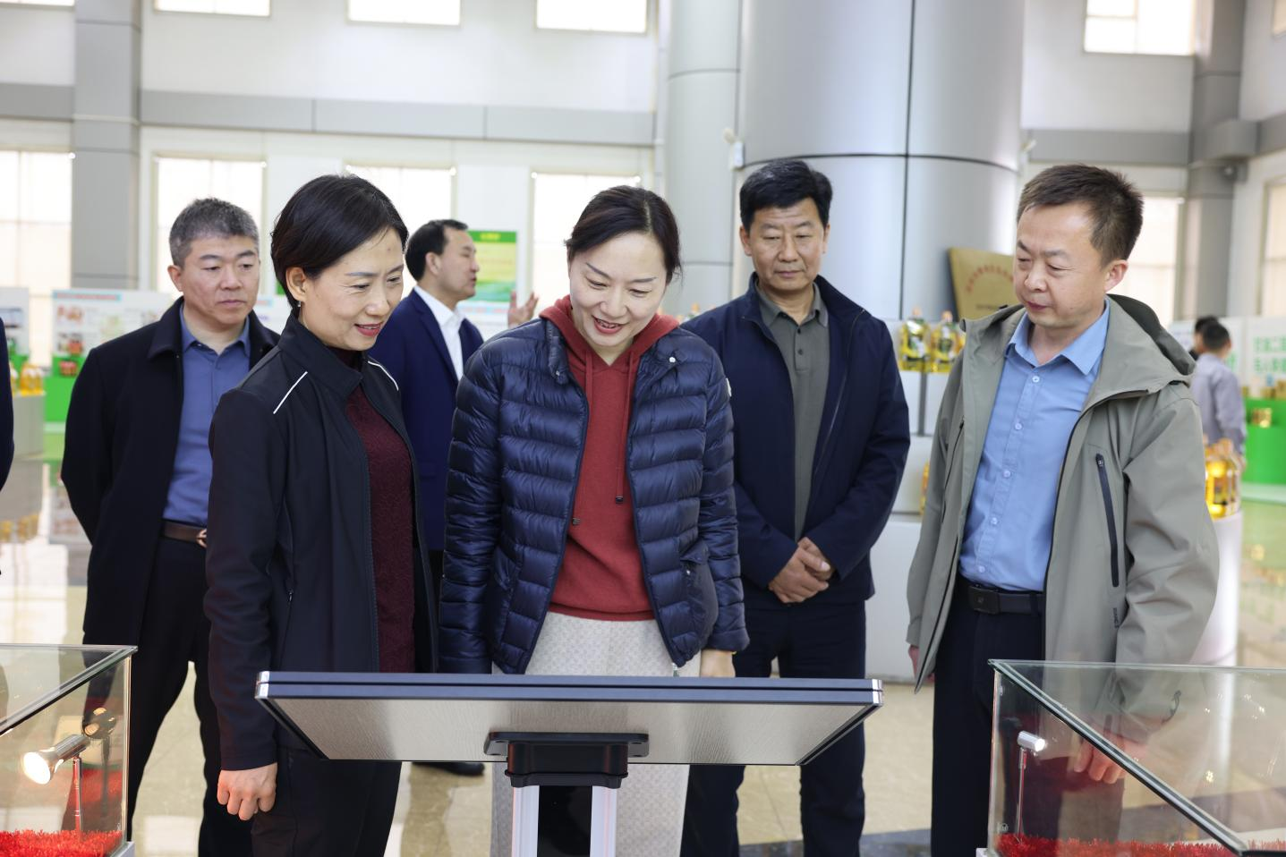 聊城市委統(tǒng)戰(zhàn)部副部長(zhǎng)、三級(jí)調(diào)研員王云來山東三星集團(tuán)調(diào)研