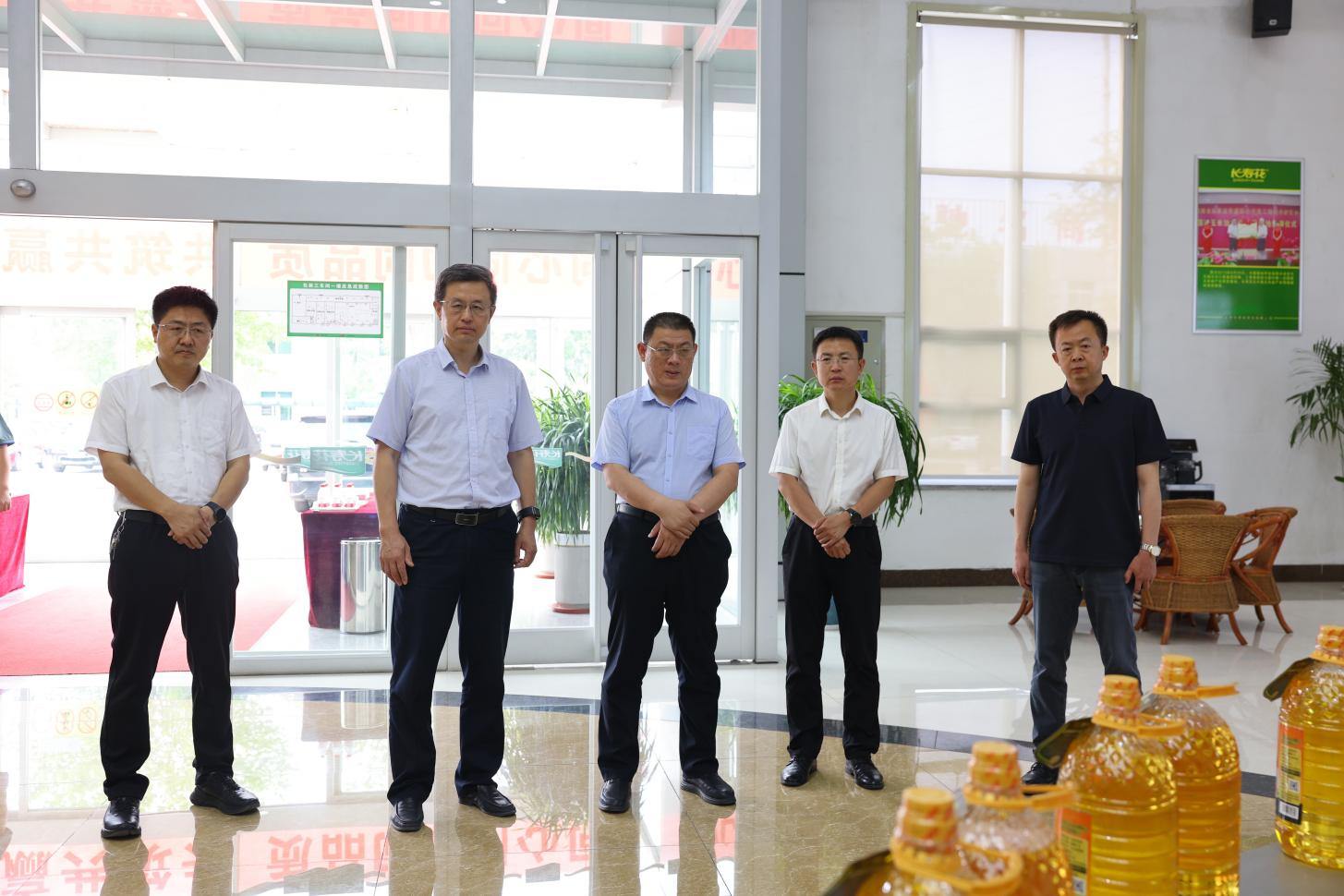 濱州市工信局黨組副書記、二級調(diào)研員厲明來山東三星集團調(diào)研