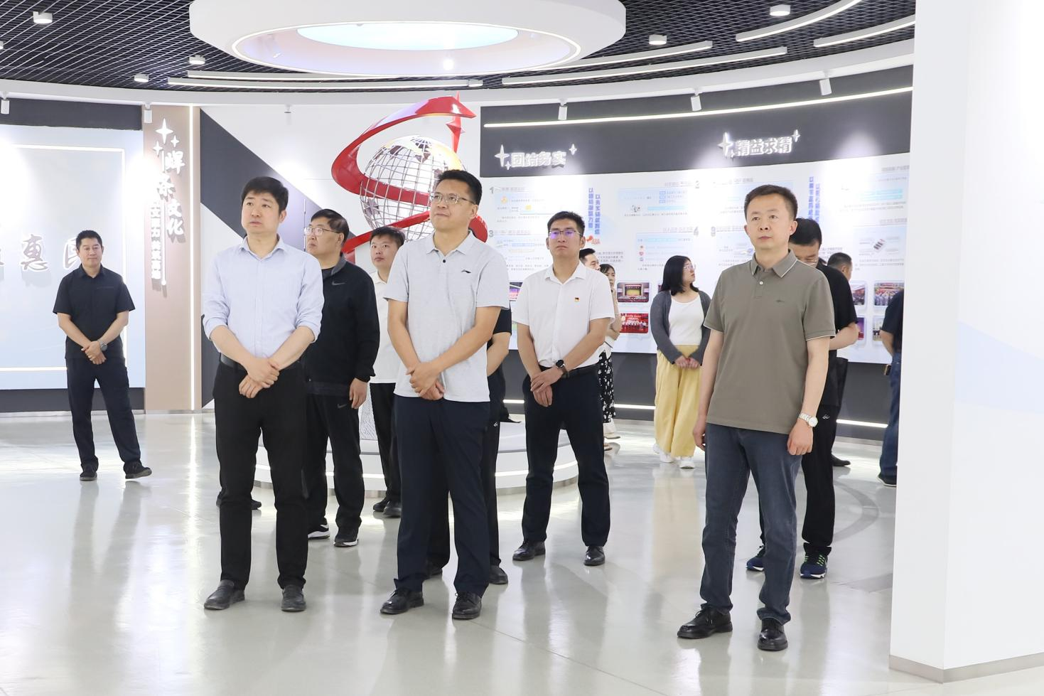 鄒平市政協(xié)第七功能型黨支部來山東三星集團開展主題黨日活動